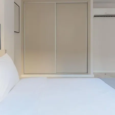 Marques Deluxe Apartment *